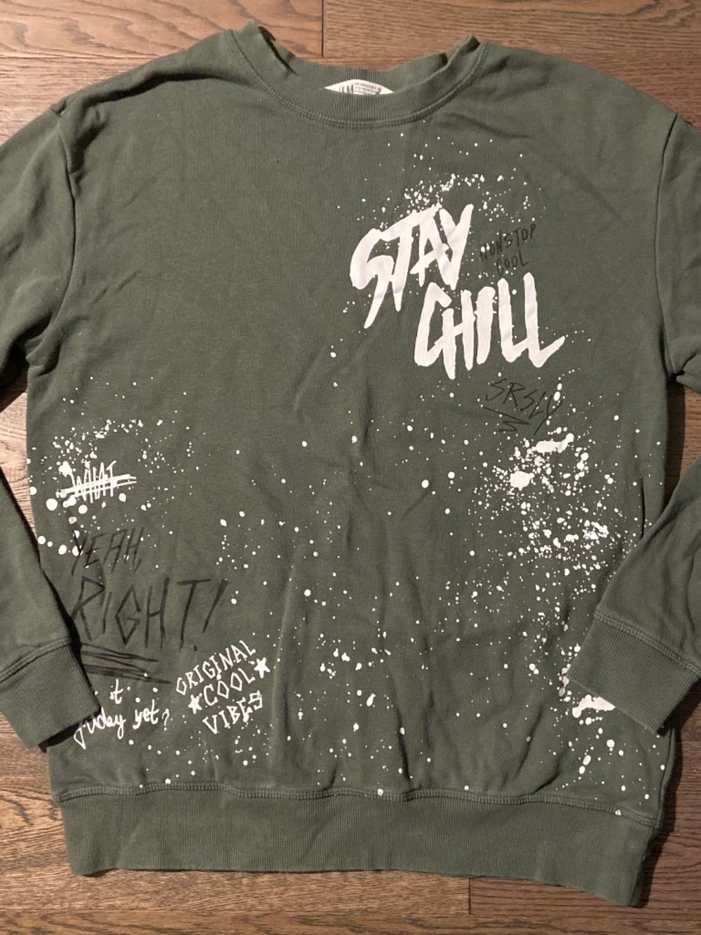 EUC: H&M Stay Chill Graffiti Graphic Sweatshirt Size 12-14Y *BACK TO SCHOOL*